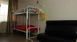 Гостиница Hostel Kemciti Кемерово Спальное место на двухъярусной кровати в общем номере для мужчин-2